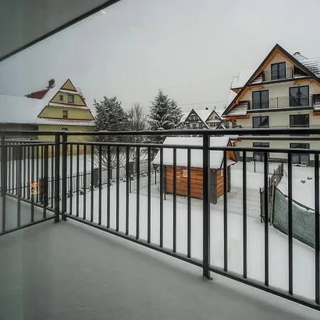 Sun & Snow F Z Sauna 아파트 *